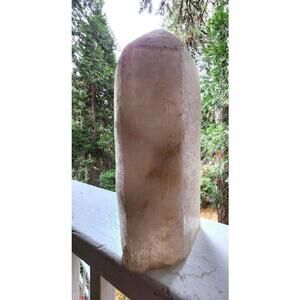Quartz obelisk, Quartz tower, Large quartz crystal, Massive quartz crystal